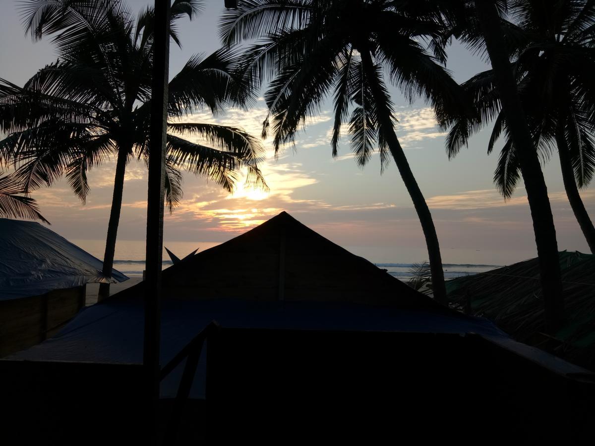 Resort Mesa Beach Cottages *
