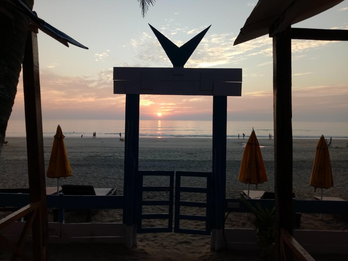 Mesa Beach Cottages Resort *